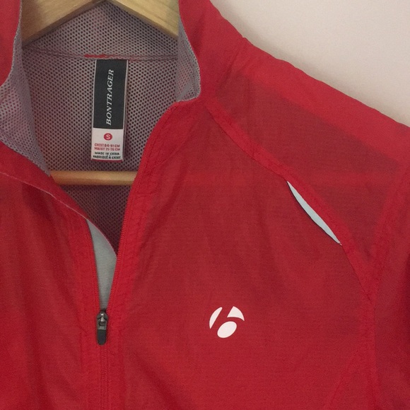 Bontrager Cycling Jacket - Picture 2 of 3